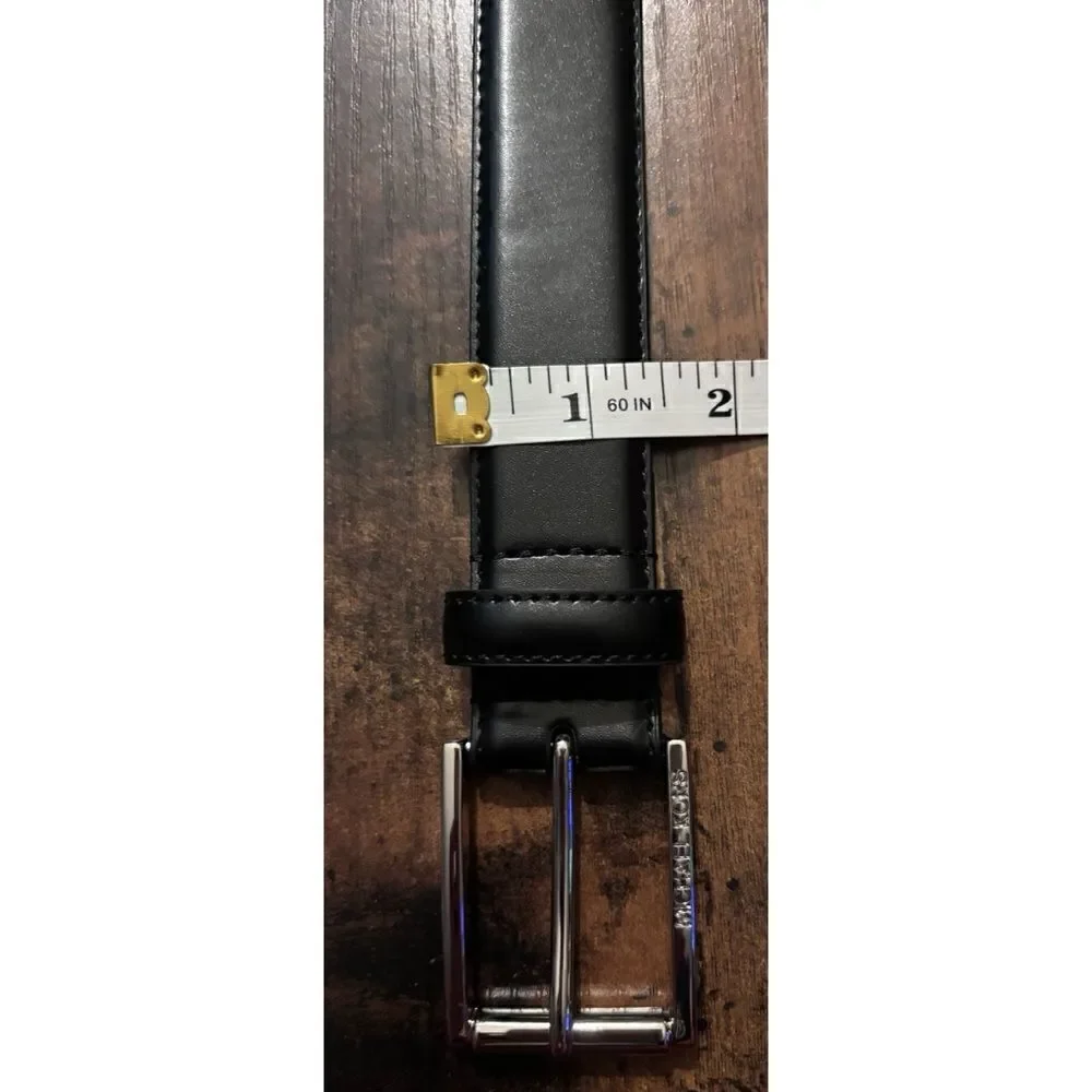 Michael Kors  Classic leather belt Size 32” in Black